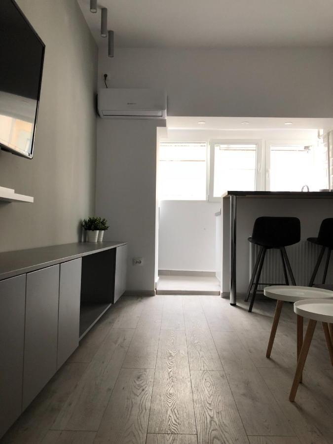 Staycity Modern Apartment Boekarest Buitenkant foto